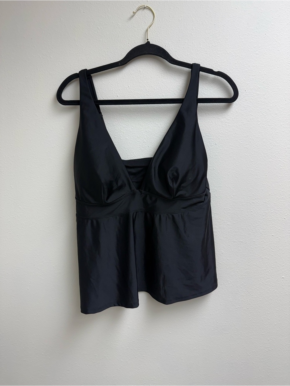 Old Navy Black V-Neck Swim Tank Top